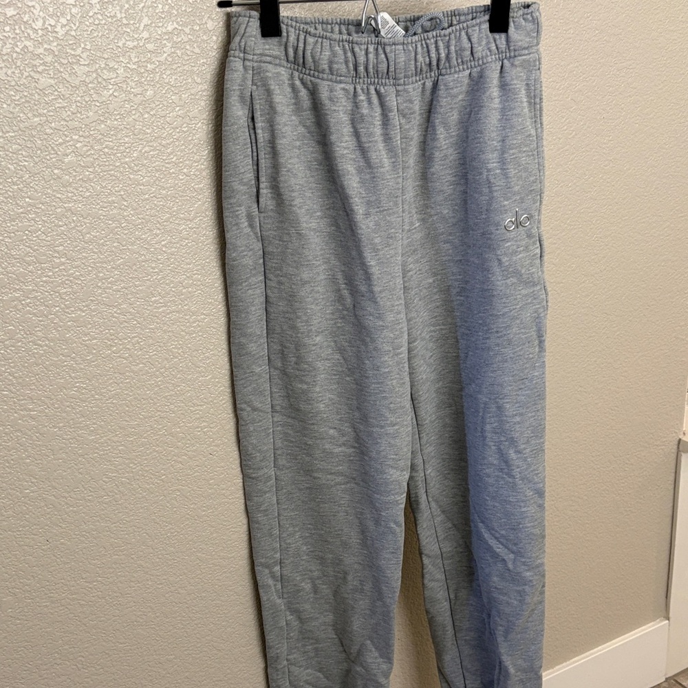 ALO Yoga Light Gray Jogger Sweatpants